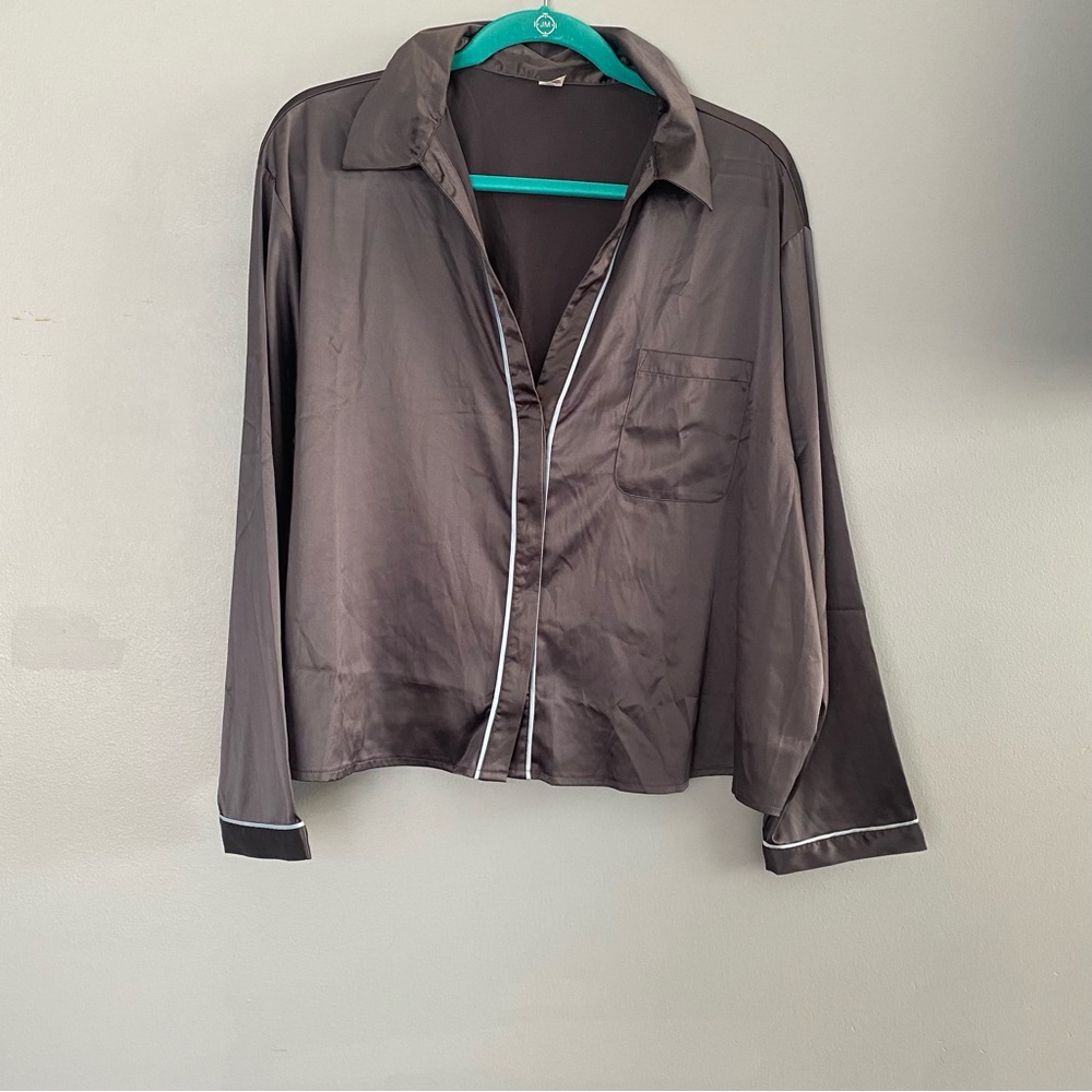 Parade Gray Satin Button Down Shirt and short sleep set SZ 2/3XL